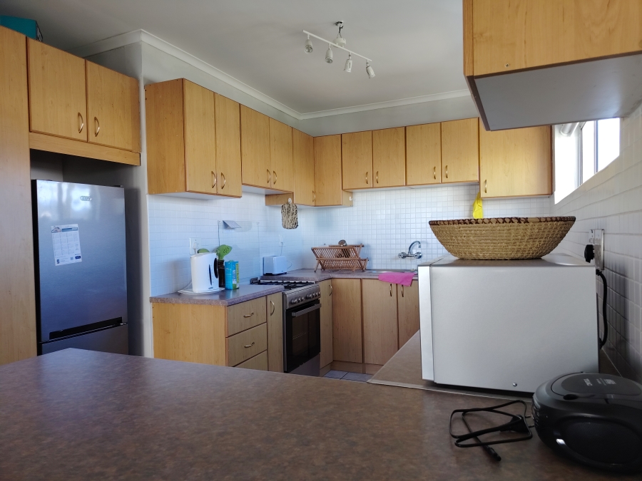 To Let 2 Bedroom Property for Rent in Strand North Western Cape